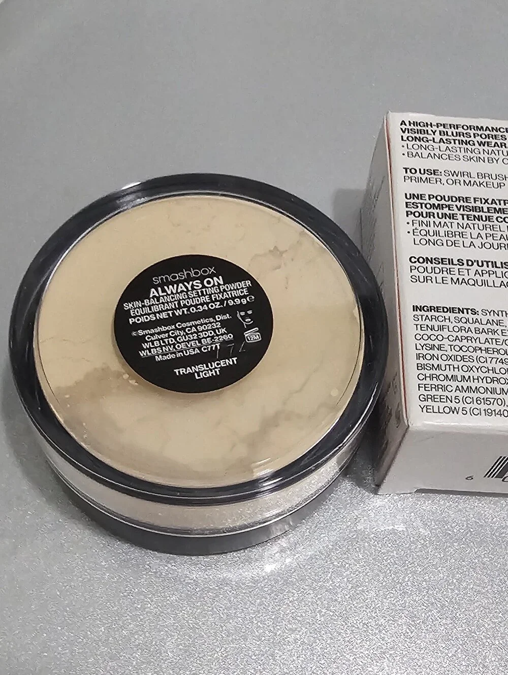 Smashbox skin-balancing setting powder - Translucent Light